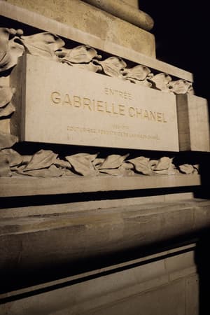 Le Grand Palais célèbre Gabrielle Chanel en attribuant officiellement son nom à l’entrée de la Nef