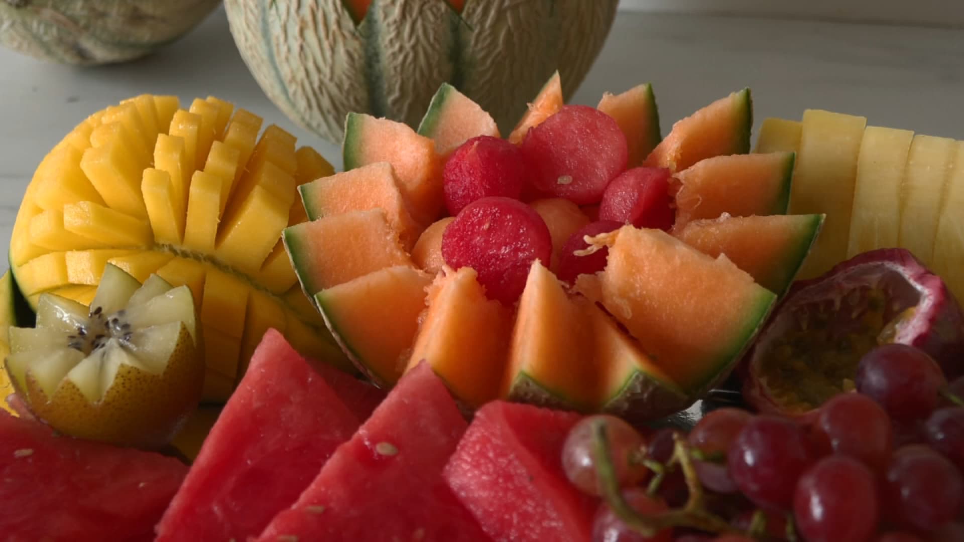 Un plateau de fruits confectionné par Wassim à Bondy.