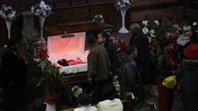 Les obsèques de Bettie Jones, la voisine tuée lors de l'intervention du policer Robert Rialmo.