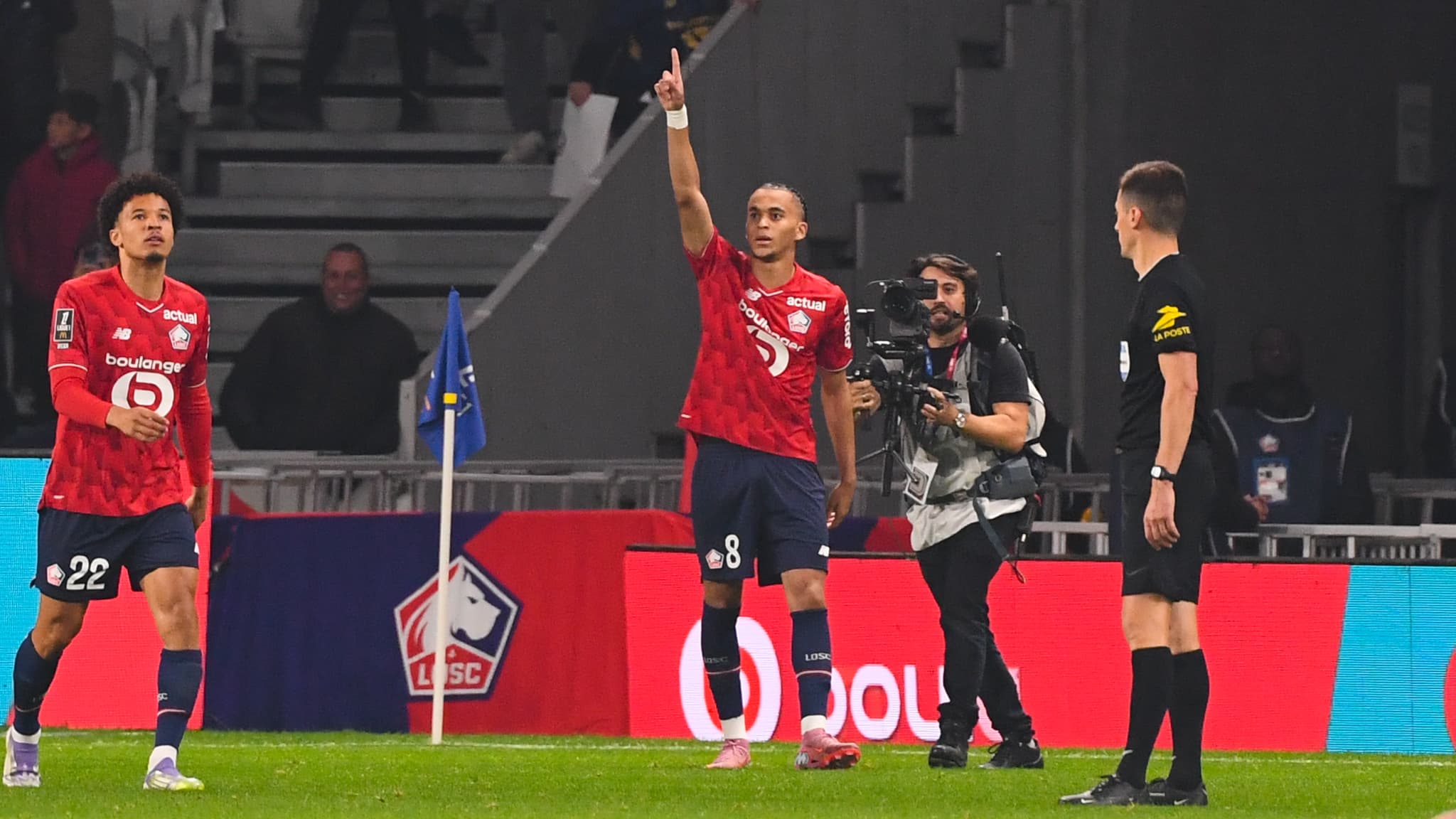 PLUS QU'UN FRÈRE: COMMENT ETHAN MBAPPÉ SE FAIT UN PRÉNOM À LILLE