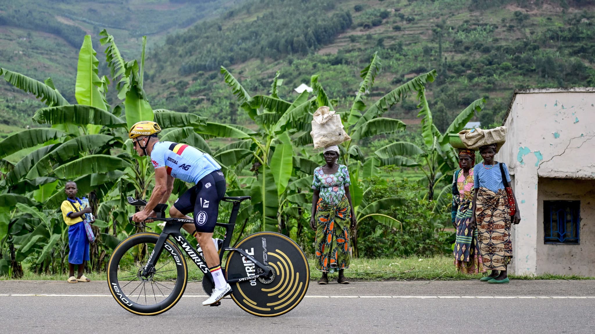 DIRECT: CHAMPIONNAT DU MONDE DE CYCLISME 2025 : EVENEPOEL, POGACAR, SEIXAS, SUIVEZ LA COURSE EN LIGNE HOMMES EN LIVE