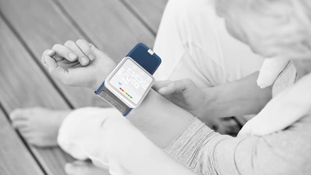 Le tensiomètre MyTensio de la gamme de dispositifs médicaux connectés Bewellconnect de Visiomed