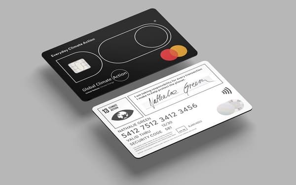 La DO Black, une carte de crédit avec une limite carbone imaginée en 2019 par la start-up Doconomy et Mastercard.