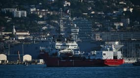 Le navire Ocean Viking de l'ONG "SOS Mediterranée" dans le port de Toulon, le 11 novembre 2022 dans le sud de la France