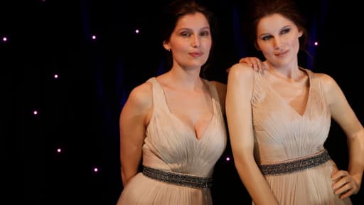 Laetita Casta et Laetitia Casta, son double de cire, entré au musée Grévin lundi 31 mars.