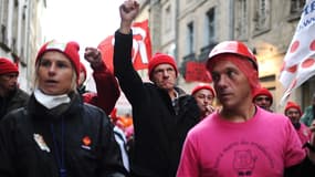 Les "bonnets rouges" en Bretagne, pendant une manifestation en novembre.