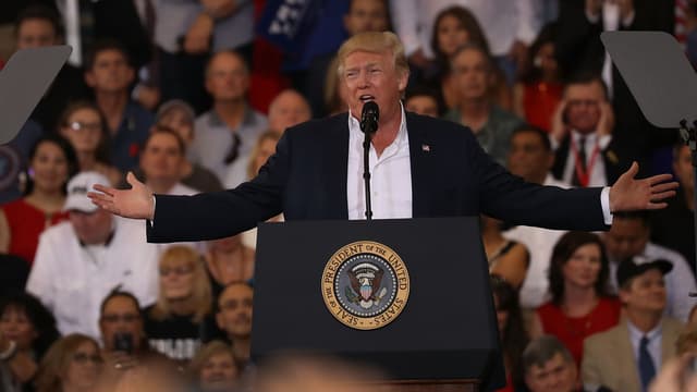 Donald Trump devant ses partisans en Floride.