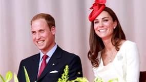 Le prince William et son épouse Catherine, duchesse de Cambridge, ont assisté vendredi aux célébrations de la fête nationale le Canada Day, dans le cadre de leur visite de neuf jours au Canada, entamée le 30 juin. /Photo prise le 1er juillet 2011/REUTERS/