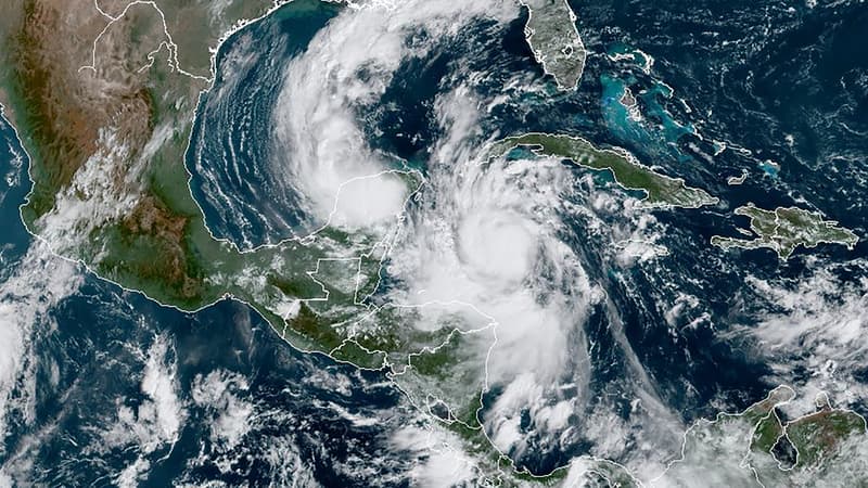 Image satellite de l'ouragan Delta.
