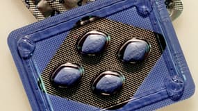 Une plaquette de pilules Viagra, médicament contre l'impuissance masculine.