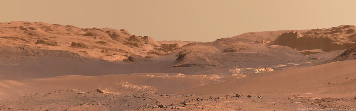 Dune di sabbia e scogliere... La NASA rivela nuove immagini del pianeta ...