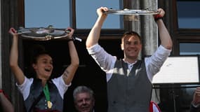 Lina Magull et Manuel Neuer à Munich, le 28 mai 2023.