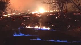 Après la lave, l'éruption du Kilauea provoque des flammes bleues