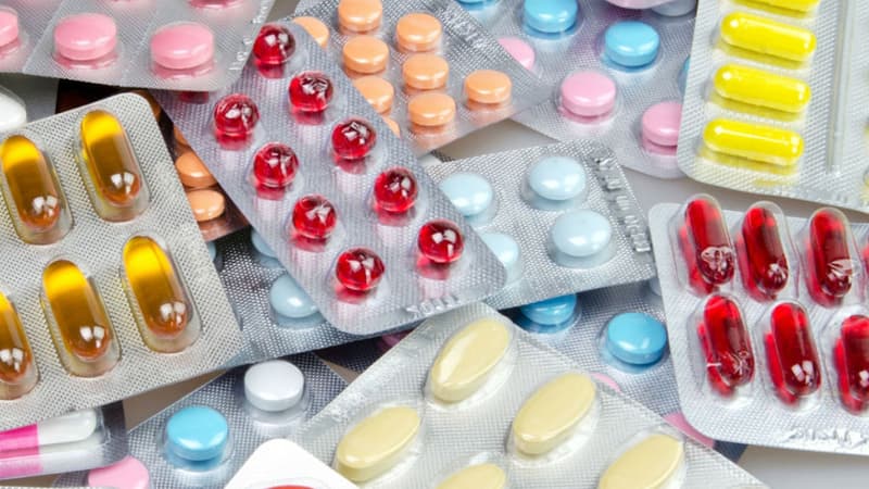 La quadragénaire a avalé l'emballage du médicament sans s'en rendre compte.