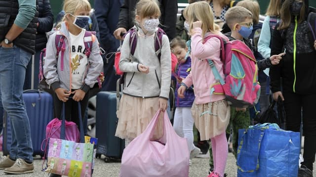 Le port du masque est de nouveau obligatoire à l'école élémentaire à partir de lundi dans toute la France