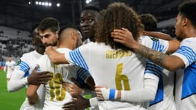 La joie des Marseillais, après le but marqué par Dimitri Payet face à Qarabag (Azerbaïdjan), en 16e de finale aller de la Ligue Europa Conférence, le 17 février 2022 au Stade Vélodrome