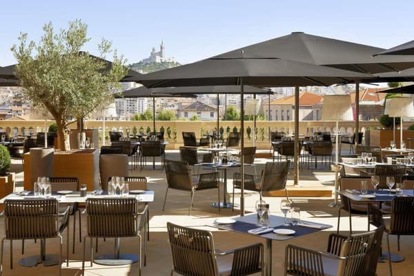 La terrasse de l'hôtel Intercontinental à Marseille.