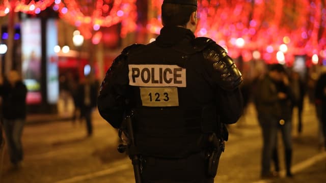 Un officier de police en patrouille (photo d'illustration)