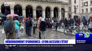 Lyon: une manifestation devant l'Hôtel de Ville après l'expulsion de 170 personnes d'un gymnase du 8e arrondissement