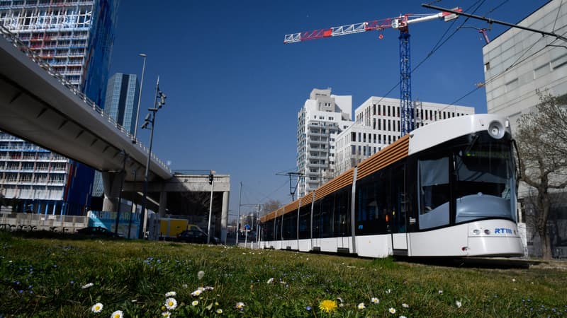 Le tramway à Marseille. (illustration)