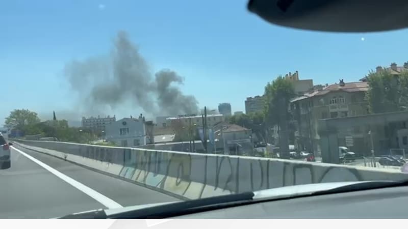 Depuis 13h40, les marins-pompiers sont engagés sur un important incendie au 151 boulevard Daniel Casanova au nord de Marseille, mercredi 24 avril.