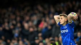 Le défenseur d'Everton Lucas Digne lors de la rencontre de Premier League contre Liverpool, au Goodison Park de Liverpool, le 1er décembre 2021