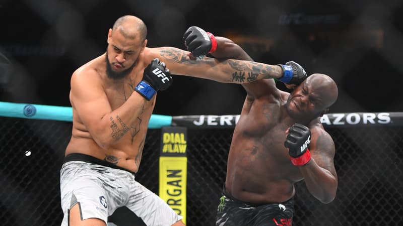 https://images.bfmtv.com/HklilmrEYc1x5hPn4bRdEQwtrac=/0x0:2048x1152/800x0/images/Derrick-Lewis-eteint-Tallison-Teixeira-a-l-UFC-Fight-Night-de-Nashville-le-12-juillet-2025-2110950.jpg