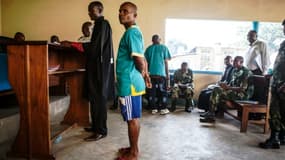Un des soldats congolais accusés de viols en Centrafrique, comparaît devant la justice militaire à Kinshasa, le 4 avril 2016