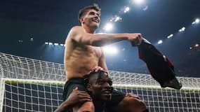 Brahim Diaz porté en triomphe par ses coéquipiers 