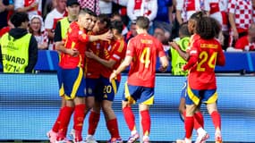Les joueurs de l'Espagne célèbrent lors de leur entrée en lice à l'Euro, 15 juin 2024