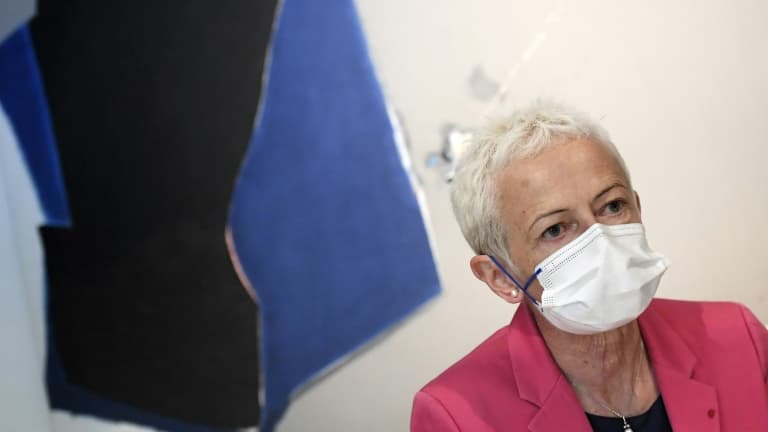 Brigitte Klinkert, lors d'une conférence de presse à Strasbourg, le 30 avril 2021