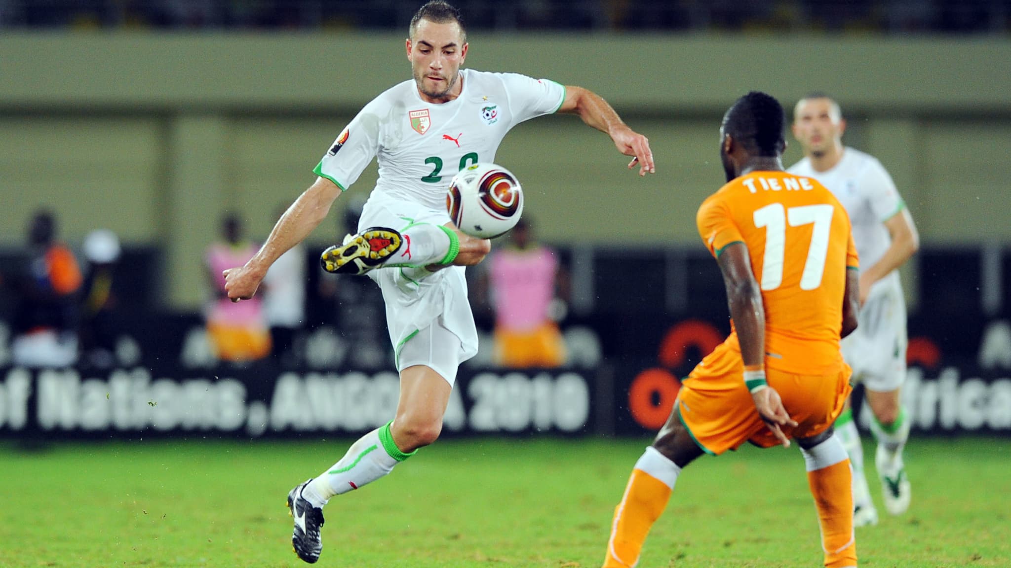 Mourad Meghni avec l'Algérie pendant la CAN 2010