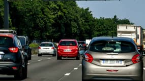 Selon une étude des autoroutes SANEF publiée ce jeudi, les automobilistes respectent de moins en moins le code de la route sur autoroute. 