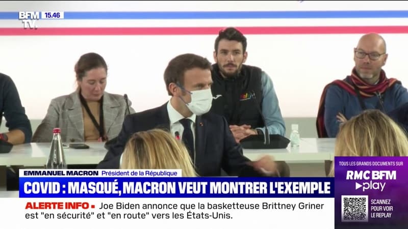 Lors d'un déplacement à Poitiers, Emmanuel Macron réapparait avec un masque