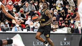 Dwayne Bacon