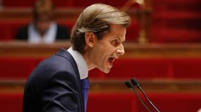 Guillaume Larrivé, porte-parole des Républicains, appelle à la suspension des grèves durant les inondations.