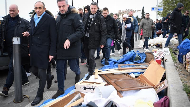 Marseille: sur un marché aux puces illégal, Zemmour appelle à 