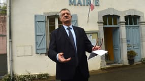 Jean Lassalle à Lourdios-Ichères (Pyrénées-Atlantiques) le 24 avril 2022. (Photo d'archive)