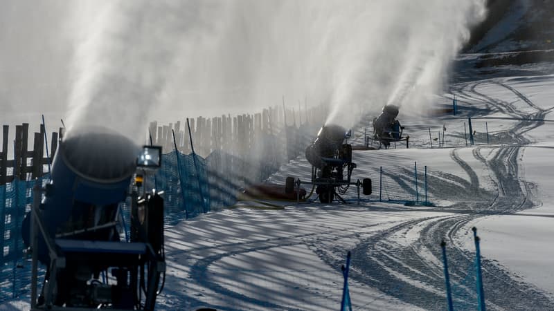Les canons à neige ont permis à la station El Colorado de maintenir toutes ses pistes ouvertes. 