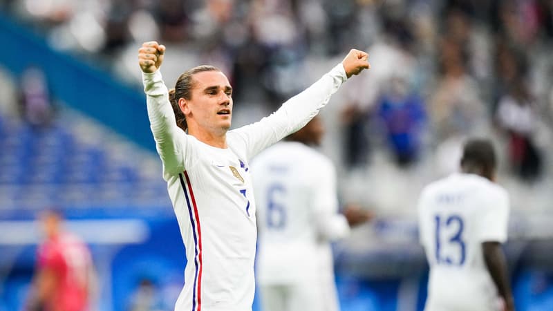 Equipe de France: Griezmann prend la pose pour Balmain avec un look osé