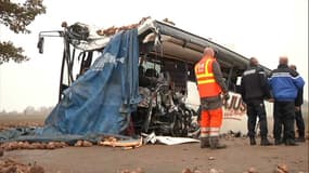 La conductrice du car scolaire a été tuée dans l'accident.