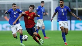 Gavi face à Verratti lors d'Italie-Espagne (2-1)
