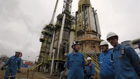 Les salariés Petroplus de Petit-Couronne (Seine-Maritime) attendaient un report de la décision du tribunal de commerce de Rouen afin de permettre l'étude de nouvelles candidatures pour une reprise du site. La décision sur l'avenir de la raffinerie a été m