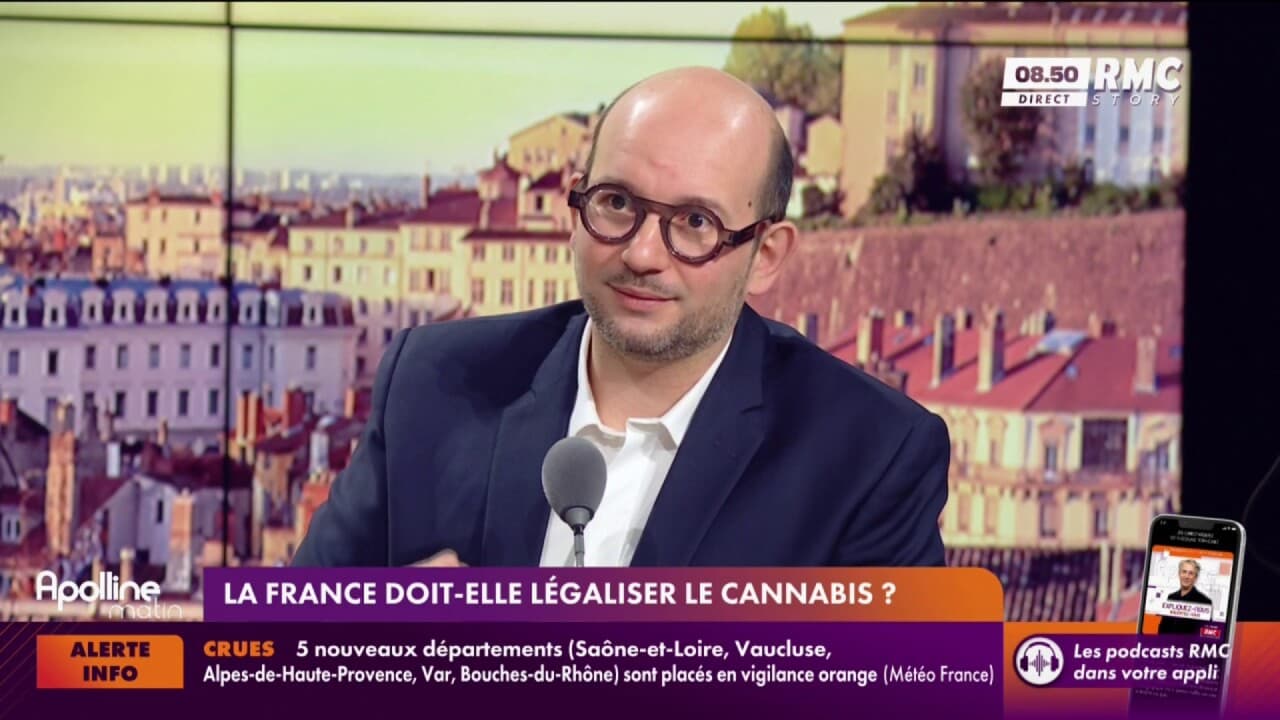 "En off, avec Gérald Darmanin, on se dit qu'il y a une voie de passage