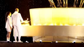 Marie-José Pérec et Teddy Riner allument la vasque olympique des JO de Paris 2024