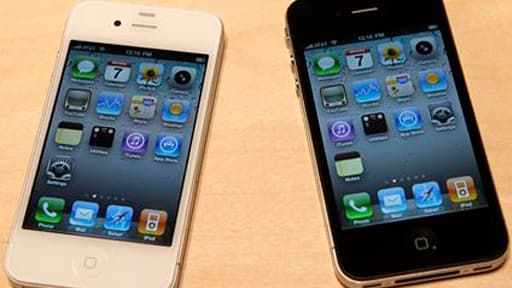 Deux chercheurs britanniques ont révélé que le dernier système d'exploitation d'Apple sur iPhone et iPad possède un mouchard qui vous suit à la trace.
