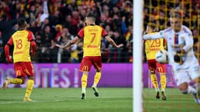 Florian Sotoca peut célébrer comme il se doit, Lens s'accroche au wagon de tête