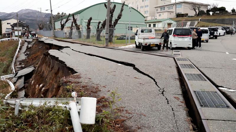 Séismes au Japon: le bilan humain grimpe à au moins 30 morts, 155 secousses recensées