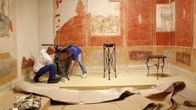 Des fresques, des mosaïques mais surtout de nombreux objets du quotidien, intacts sont présentés dans le cadre de l'exposition "Pompéi, un art de vivre" à partir de ce mardi au musée Maillol, à Paris. L'occasion d'une plongée saisissante dans l'univers de
