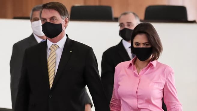 Jair Bolsonaro et son épouse Michelle Bolsonaro le 15 mai dernier à Brasilia.